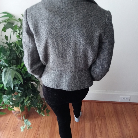 Cropped Jacket - Picture 4 of 5